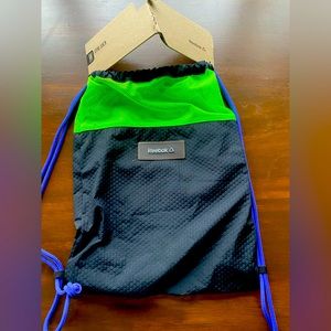 Reebok drawstring bag - new with tags